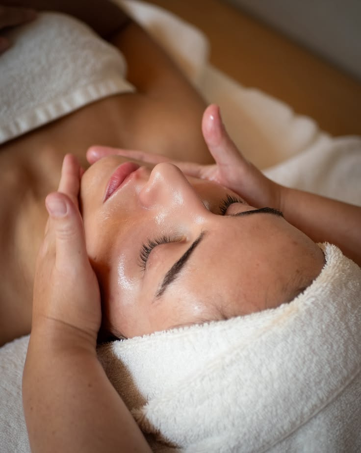 Facial Wajah